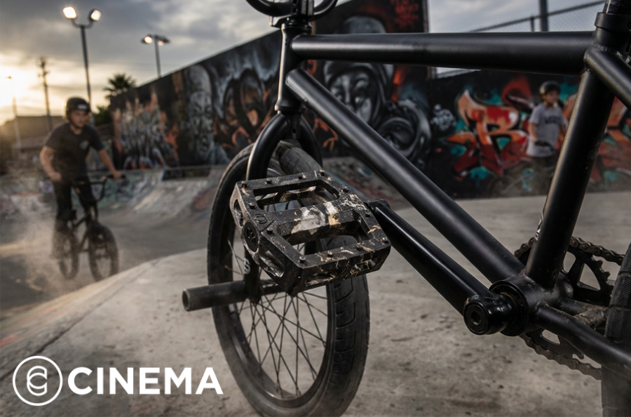 Держись крепче: Педали Cinema BMX